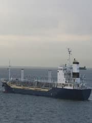 OIL TANKER 2002blt Dwt.4,999mt